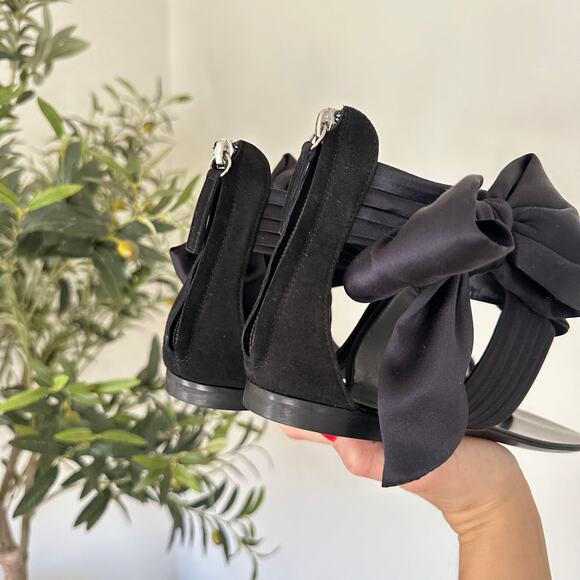 Giuseppe Zanotti Satin Toe Ring Bow Detail Flat Sandals Black 38.5 - Picture 4 of 8